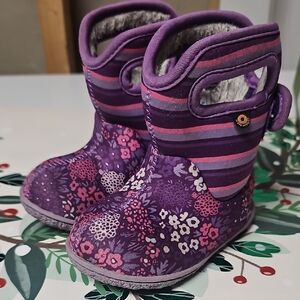 Girls BOGS Purple Floral Winter Or Rain Boots